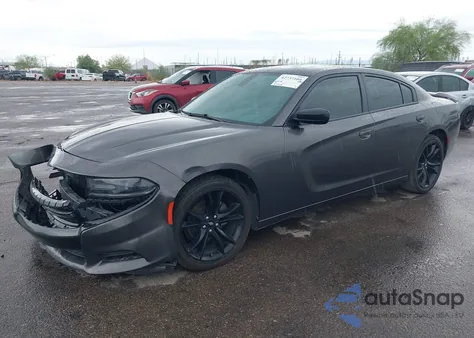 2017 Dodge Charger Se Rwd from USA, damaged, VIN 2C3CDXBG9HH643611